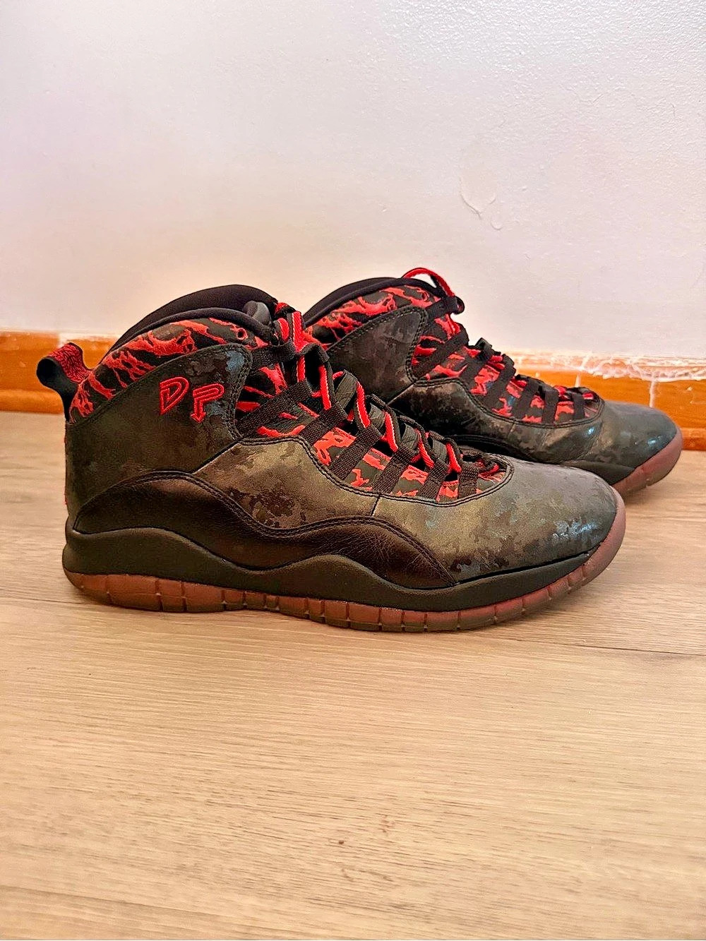 Jordan Air Jordan 10 Retro Doernbecher Black & Red Sneakers